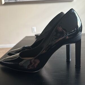 Saks Fifth Avenue Black Patent Leather Heels. Size 9